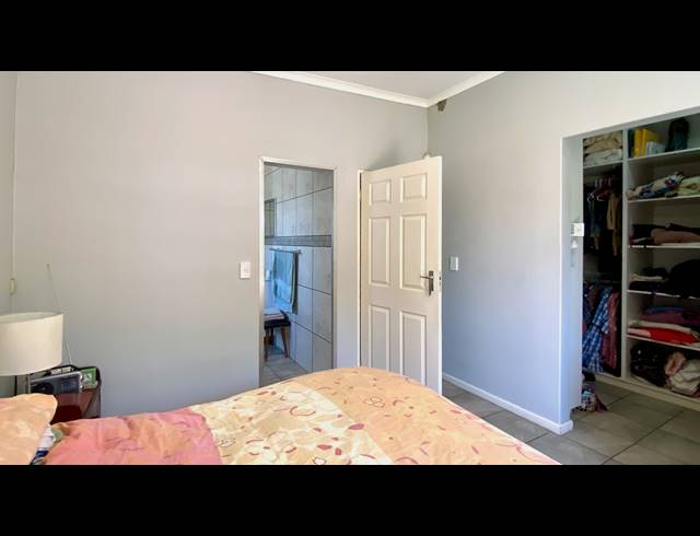3 BEDROOM HOUSE FOR SALE IN DWARSKERSBOS